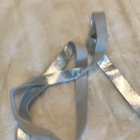 Keep It Gypsy leather silver crossbody with authentic LV patch - Picture 3 of 7